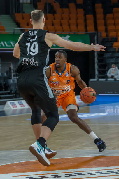 并在发生扭 并在发生扭