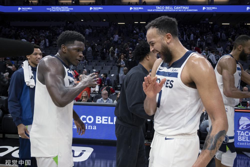 场上一次次 场上一次次