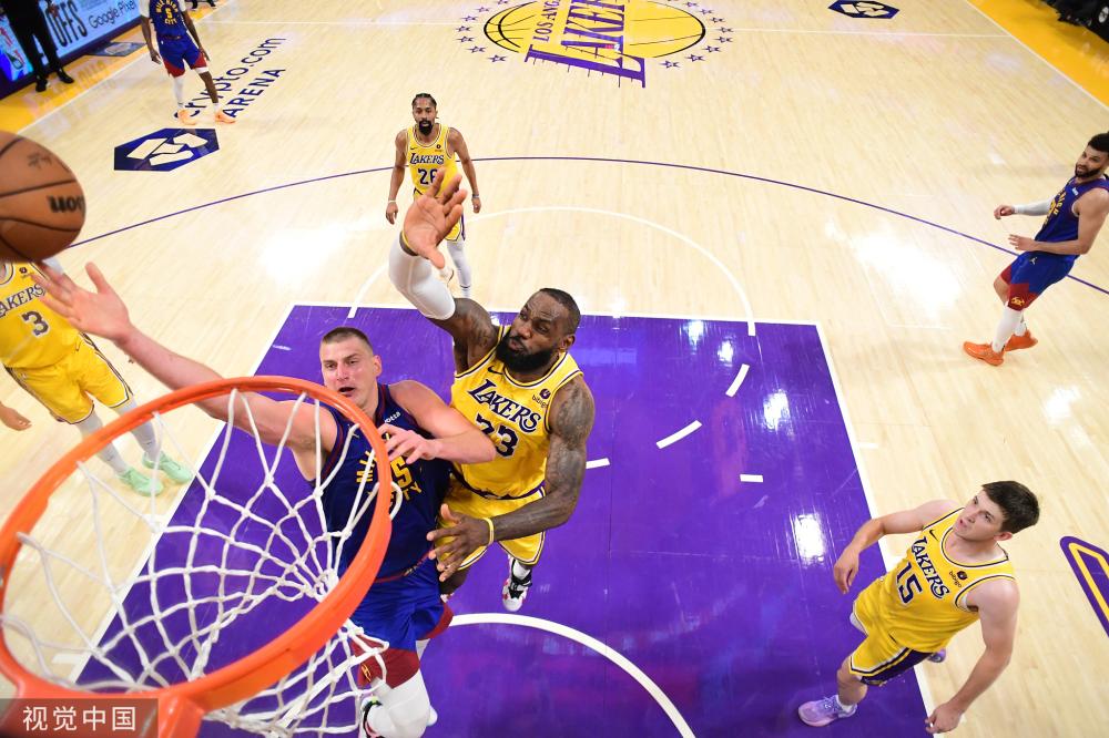 艳表现震撼 艳表现震撼